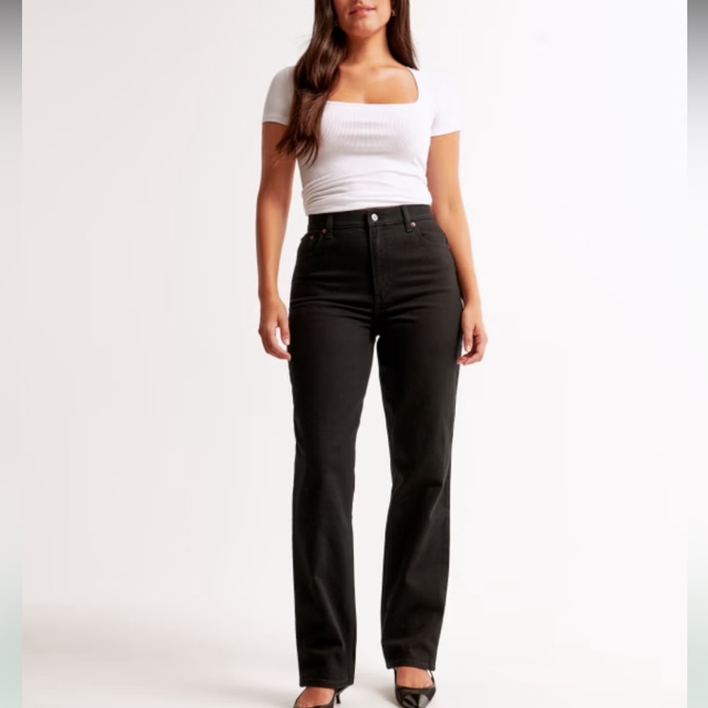 Abercrombie Curve Love 90s Straight Ultra High Rise Black Jeans Sz 36 / 22